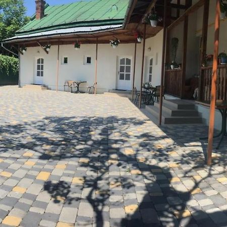 Gelena Гостьовий Двір 우주고로트 외부 사진